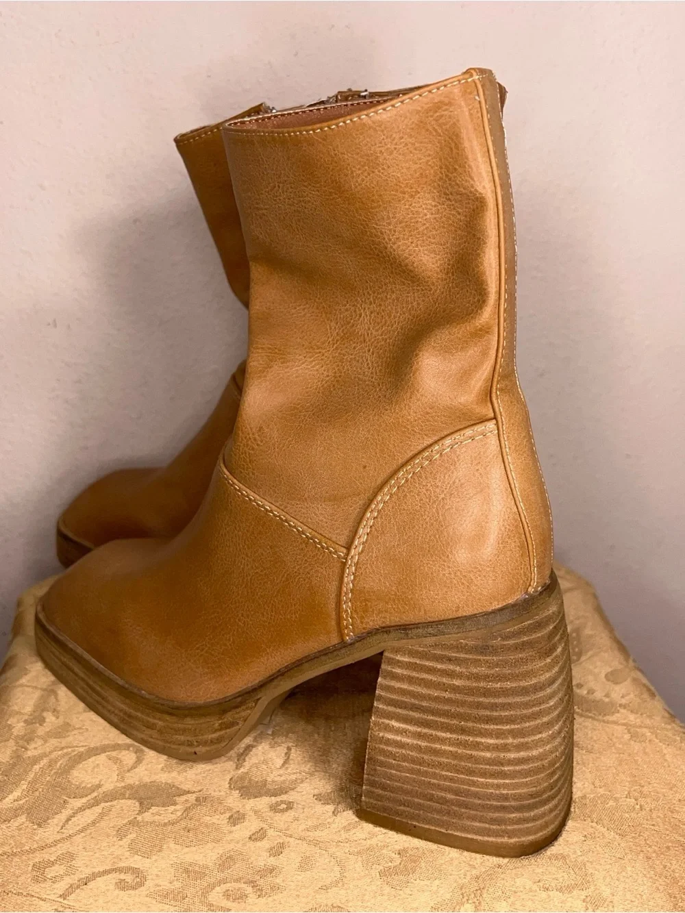 Size 5.5 Beast Fashion Tan Brown Boots Block Heel Pull On Boho Bohemian Vegan